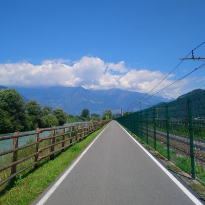 Etschtal-Radweg durch den Vinschagu in Südtirol (©Daniel Witzke)
